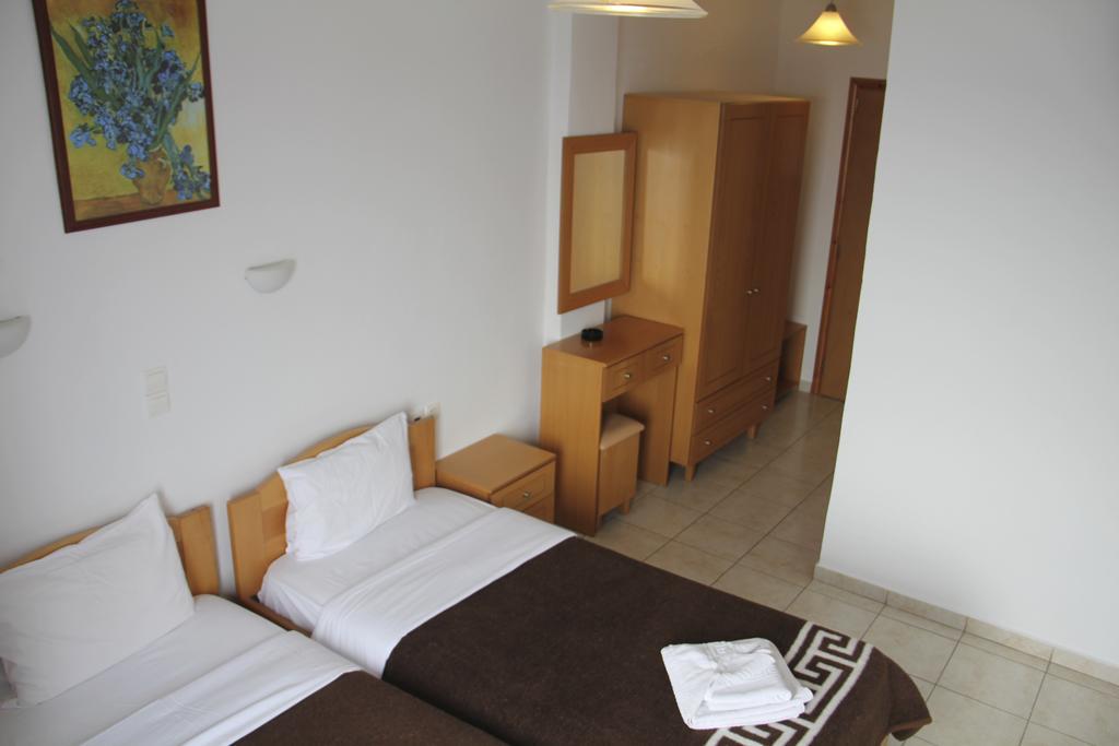 Hotel Stavris Khora Sfakion Ngoại thất bức ảnh